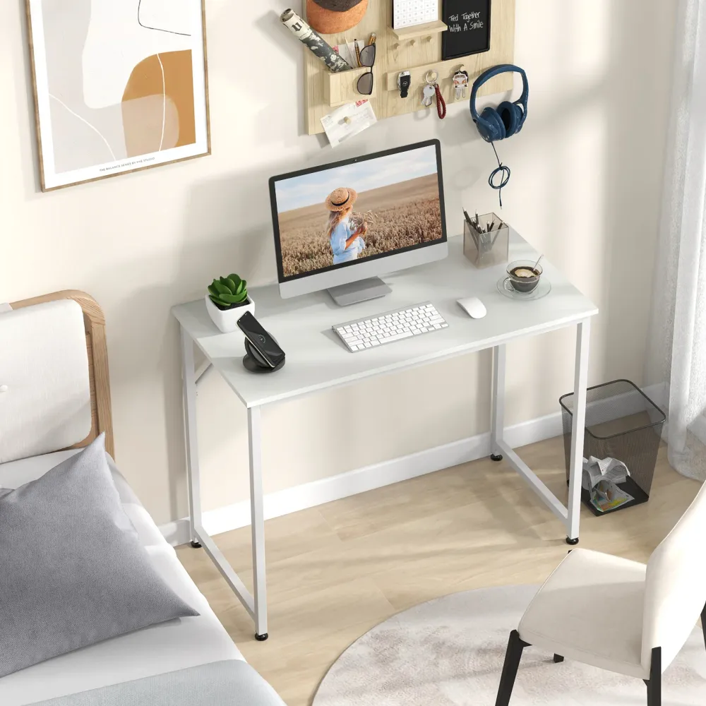 Petit bureau d'ordinateur de 40 pouces avec cadre en métal robuste - Blanc Costway