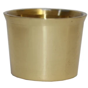 Coupe de jambe en laiton Renaissance