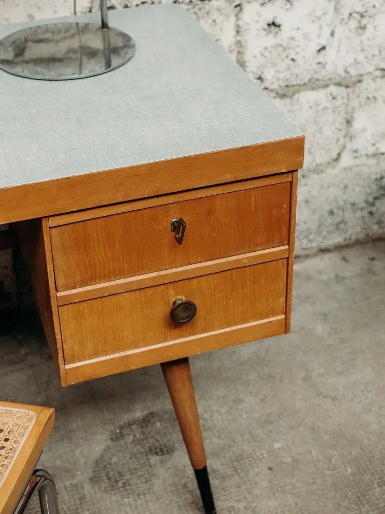 Yvan, le bureau en bois N°97 GauLeg