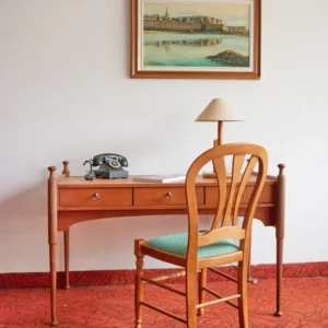 Yvan, le bureau en bois N°493 JLG