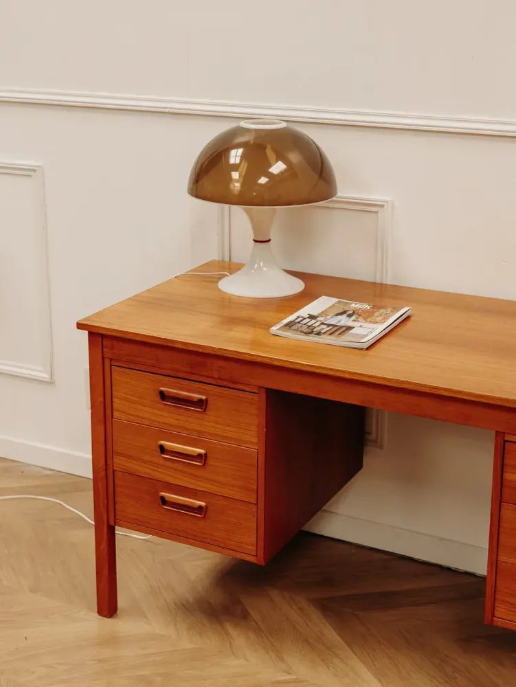 Yvan, le bureau scandinave N°160 LBV