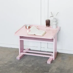 Edouard, le bureau pupitre rose N°258 LPB
