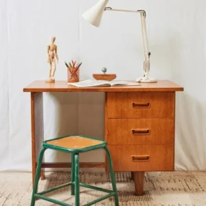 Yvan, le bureau scandinave en chêne N°482 MGB