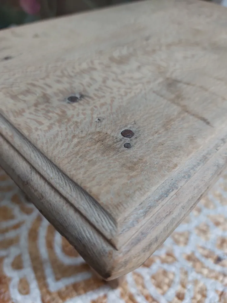 Repose pied ancien en bois