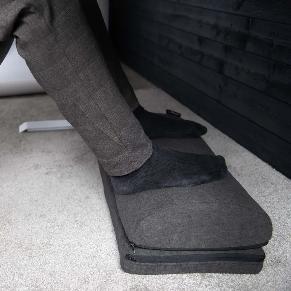 Repose-pieds