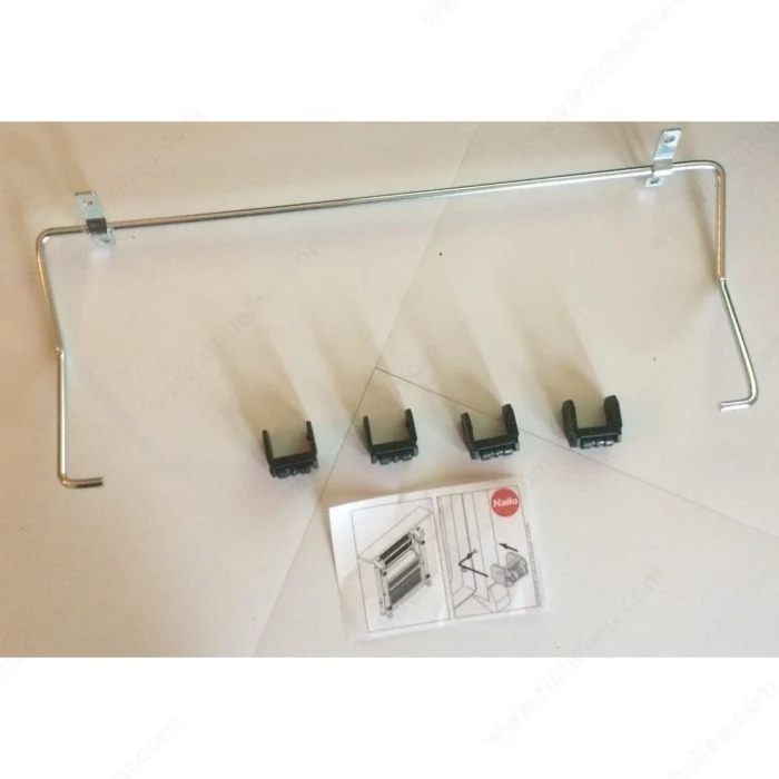 Ensemble de support et roulettes pour application de coup-de-pied Richelieu