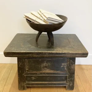 Bureau d'écolier ancien Sandra Serraf Maison