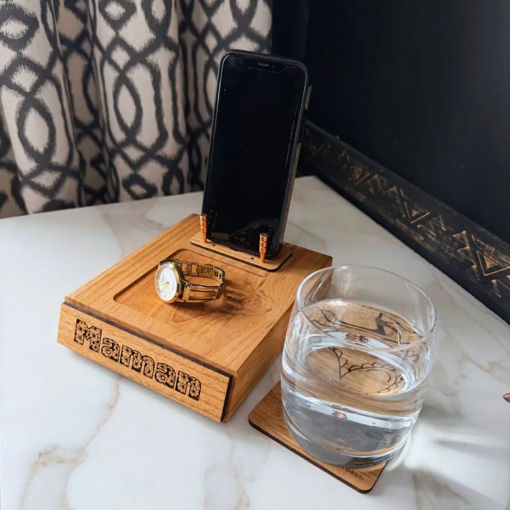 Station téléphone en bois personnalisée — support et organiseur de bureau