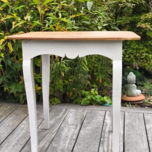 Table lait d'amande et bois