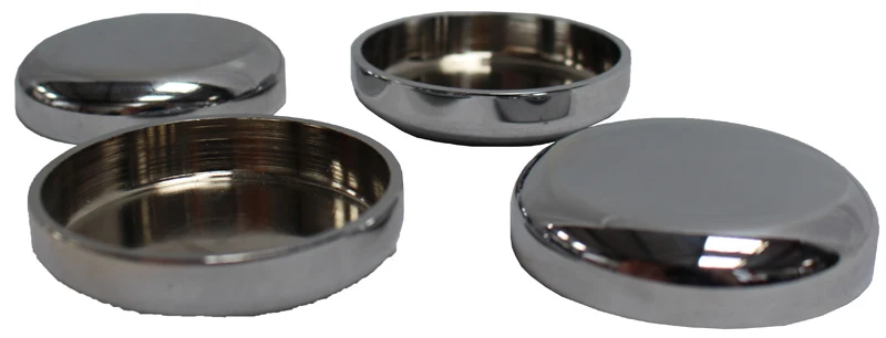 Tasses à roulettes chromées