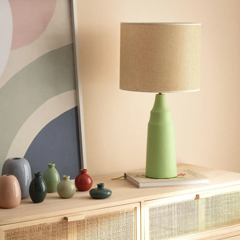 Lampe de table Muka en textile et métal en Chêne Massif