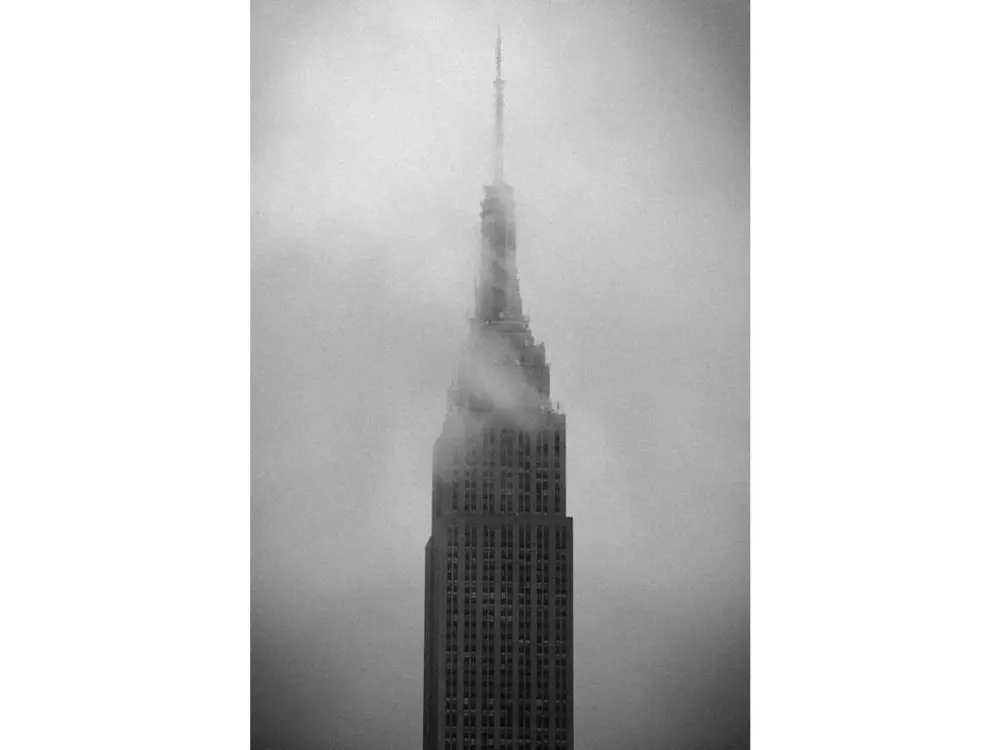 Tableau empire state building dans la brume - 40 x 60 cm