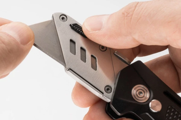 Couteau pliant universel VIGOR 180 mm V7099 magasiner à bas prix