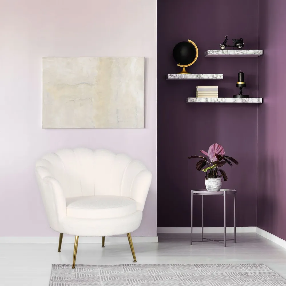 Fauteuil arrondi style boudoir glamour Andersen Tissu bouclette Crème avec compartiments intégrés