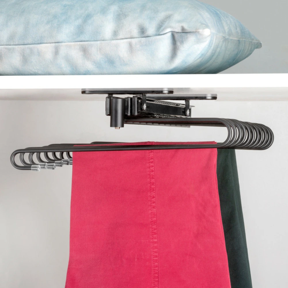 Emuca 7017814 porte pantalons extractible, peint en noir, acier. Couleur assortie au bureau