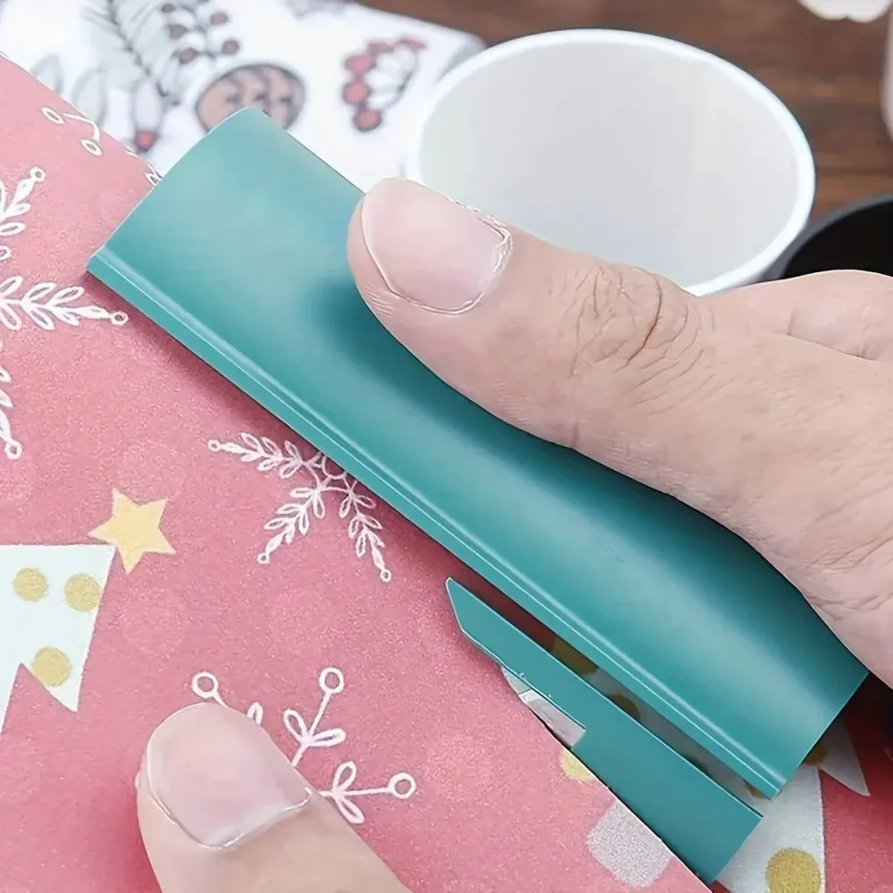 SAFESLICE – Mini-coupe-papier avec lame protégée pour un emballage propre Cozey Maison
