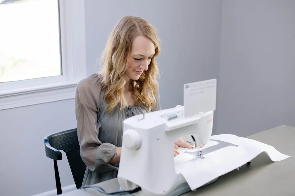 Machine à Coudre Singer Confidence - Couture & Broderie Blanc