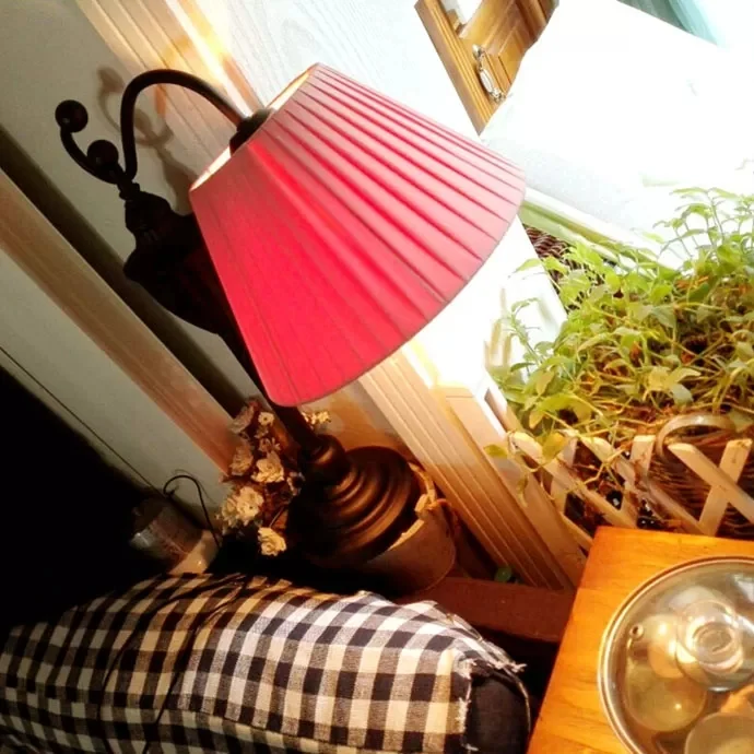 Éclairage d'étude de seau pliable novateur, lampe de bureau en métal à une tête pour chambre de garçons et de filles pour...