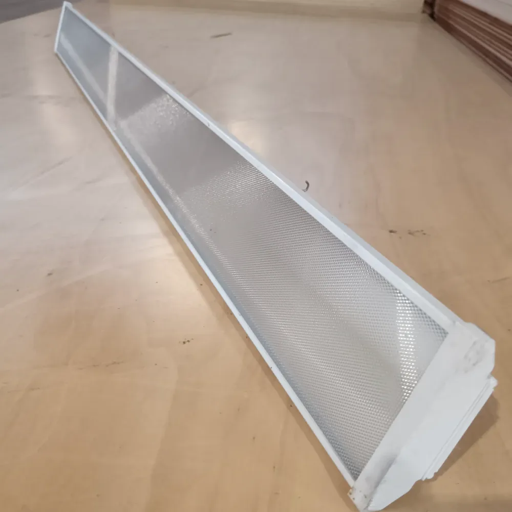 Réglette LED - 1190 x 60 x 40 mm Non toxique et lavable