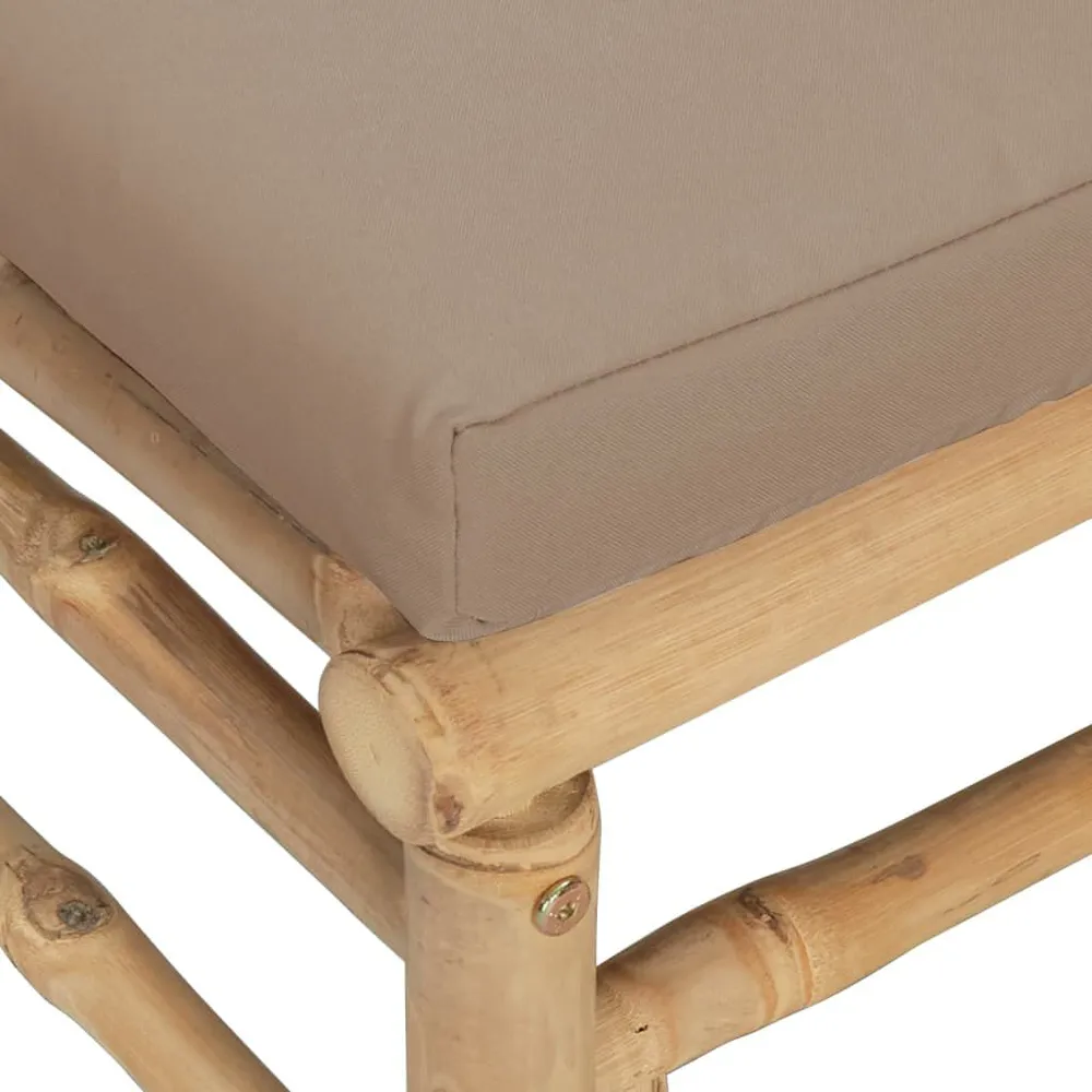 Repose-pieds de jardin avec coussin taupe bambou pour un espace de travail ordonné