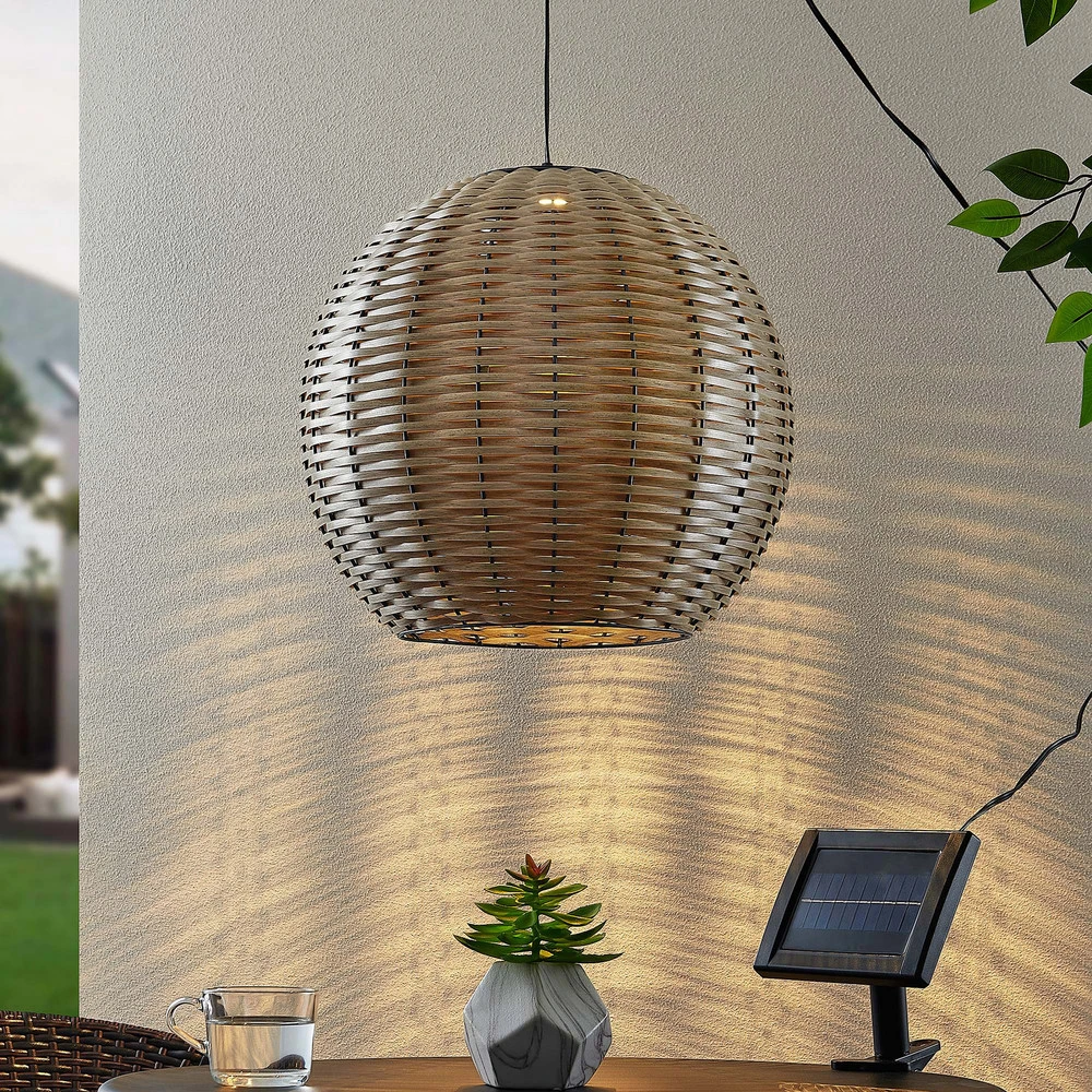 Lindby Catrica suspension solaire LED aspect rotin (Lot de 4)