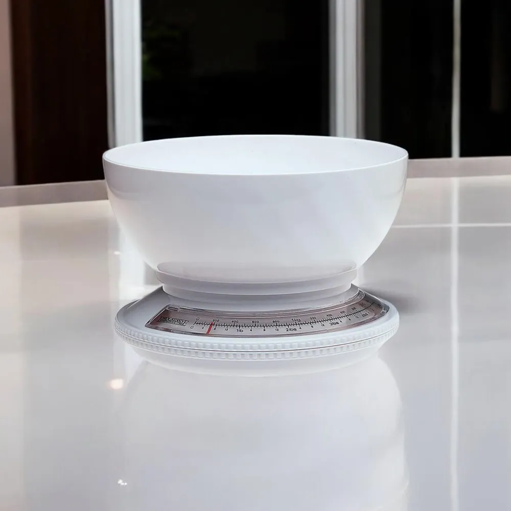 Progressive Kitchen Scale Blanc pur avec Mallette de Transport