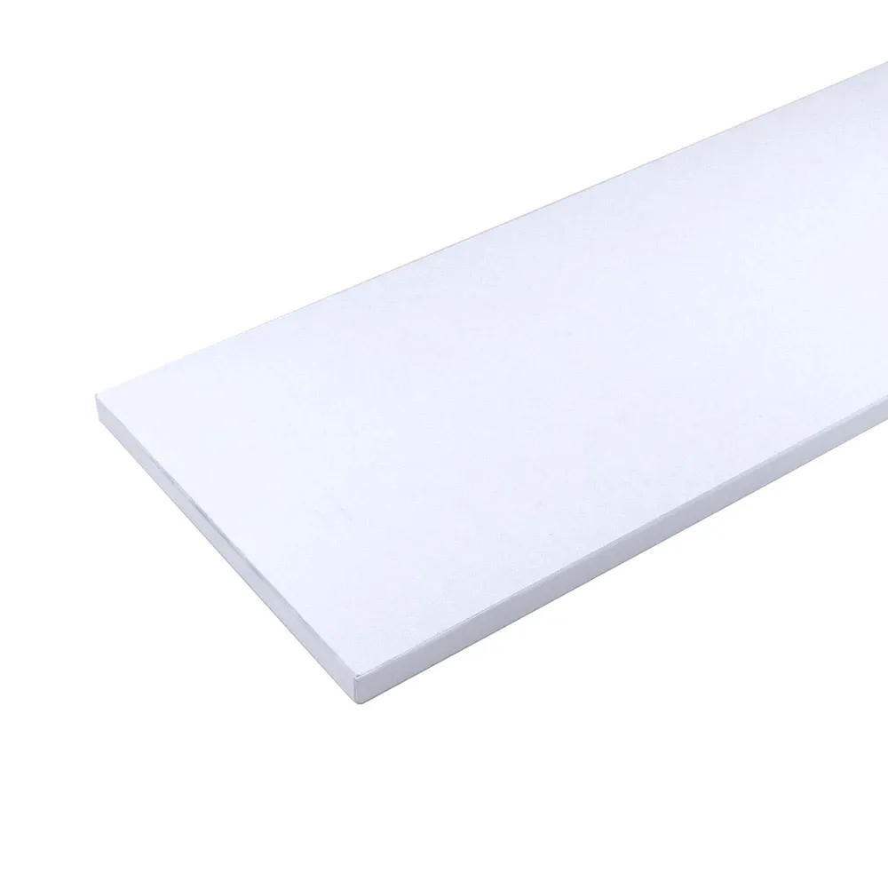 Tablette en mélamine blanche, 48'' x 10'' x 5/8'' avec Focale Courte