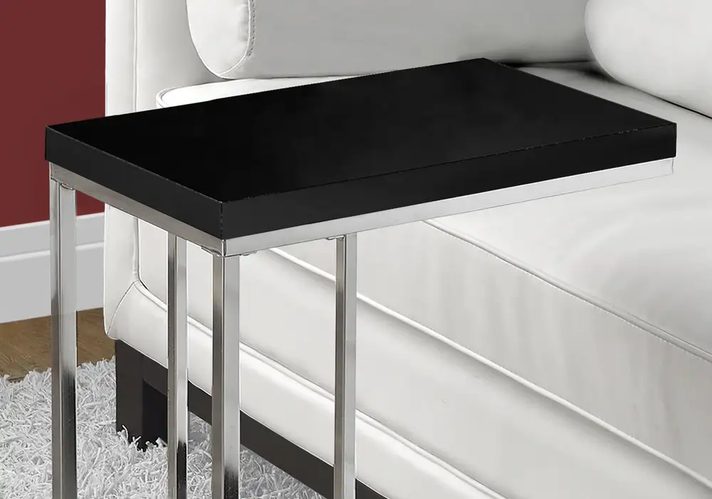Table avec passe-câbles Table D'Appoint - Noir Brillant Avec MéTal Chromé