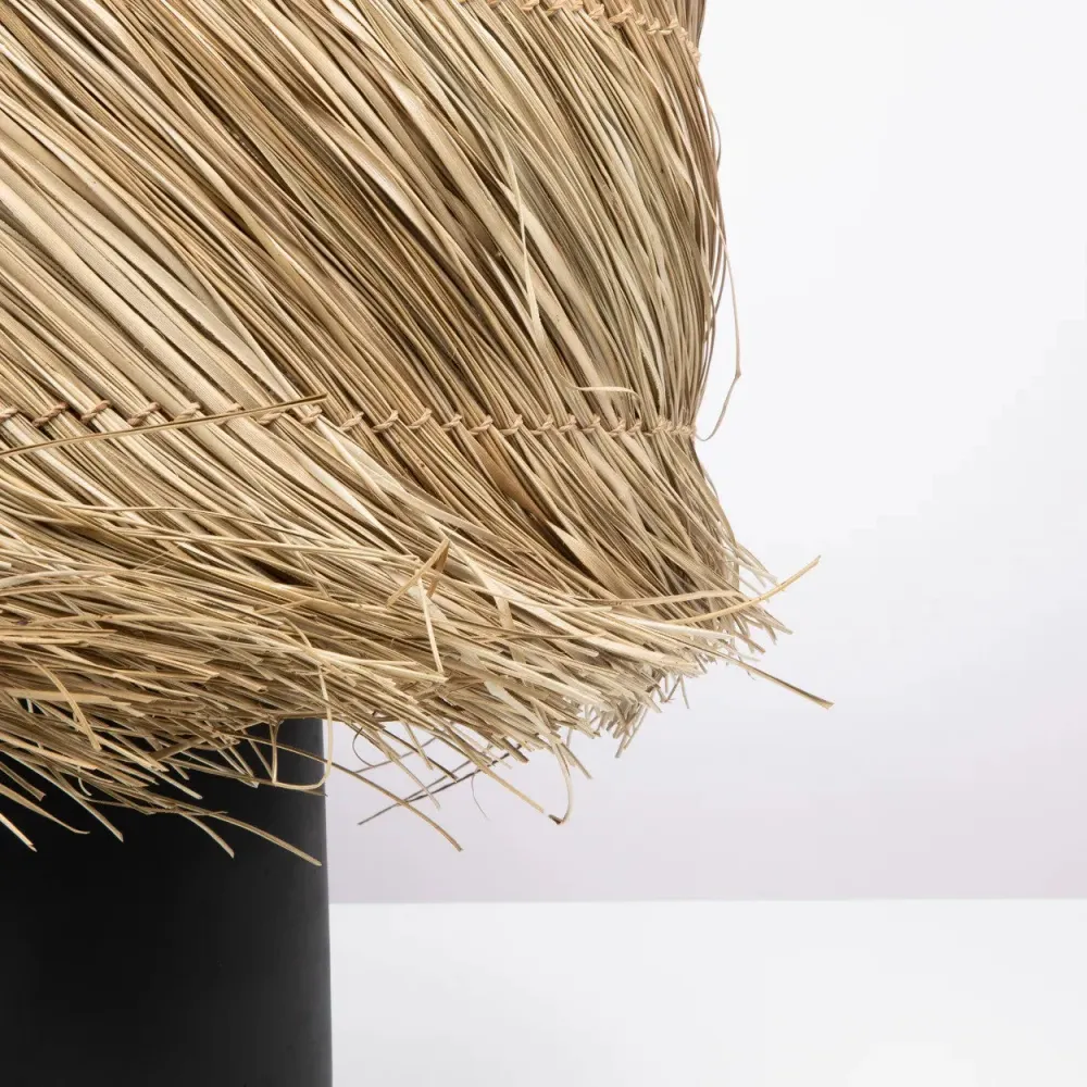 Pandan Table Lamp - Black Pur avec Plateau en Stratifié