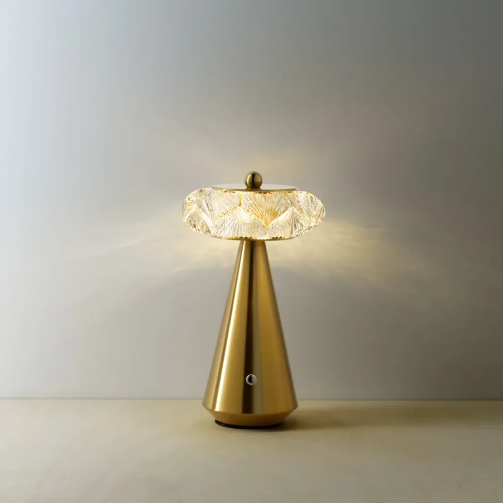 Diamond Diva Led Table Lamp avec Plateau en Stratifié