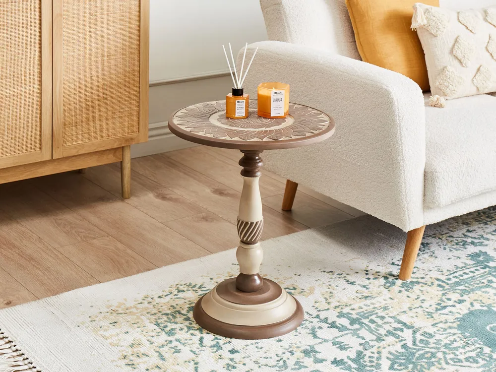 Table d'appoint en bois noir de manguier EULO avec revêtement résistant aux taches