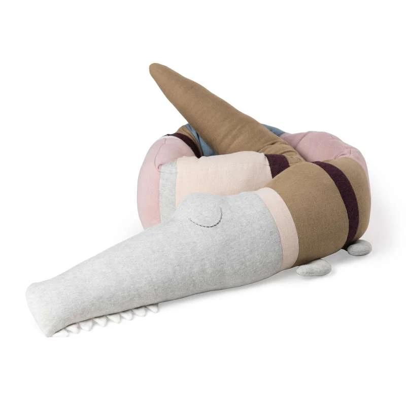 Sebra Coussin Tricoté - Sleepy Croc - Mélange Écorce de Bouleau Rose